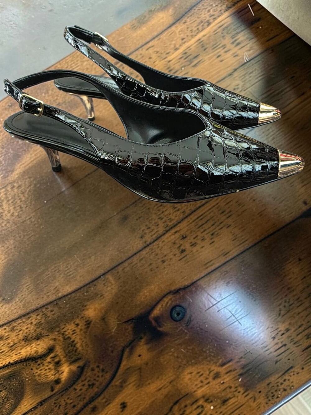 White House Black Market Slingback Heels 8M Black Croc Patent Gold Cap Toe Pumps